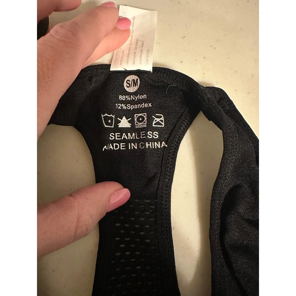 HAYDEN LOS ANGELES Seamless Sports Bra Racerback Workout Gym Fitness-S/M‎